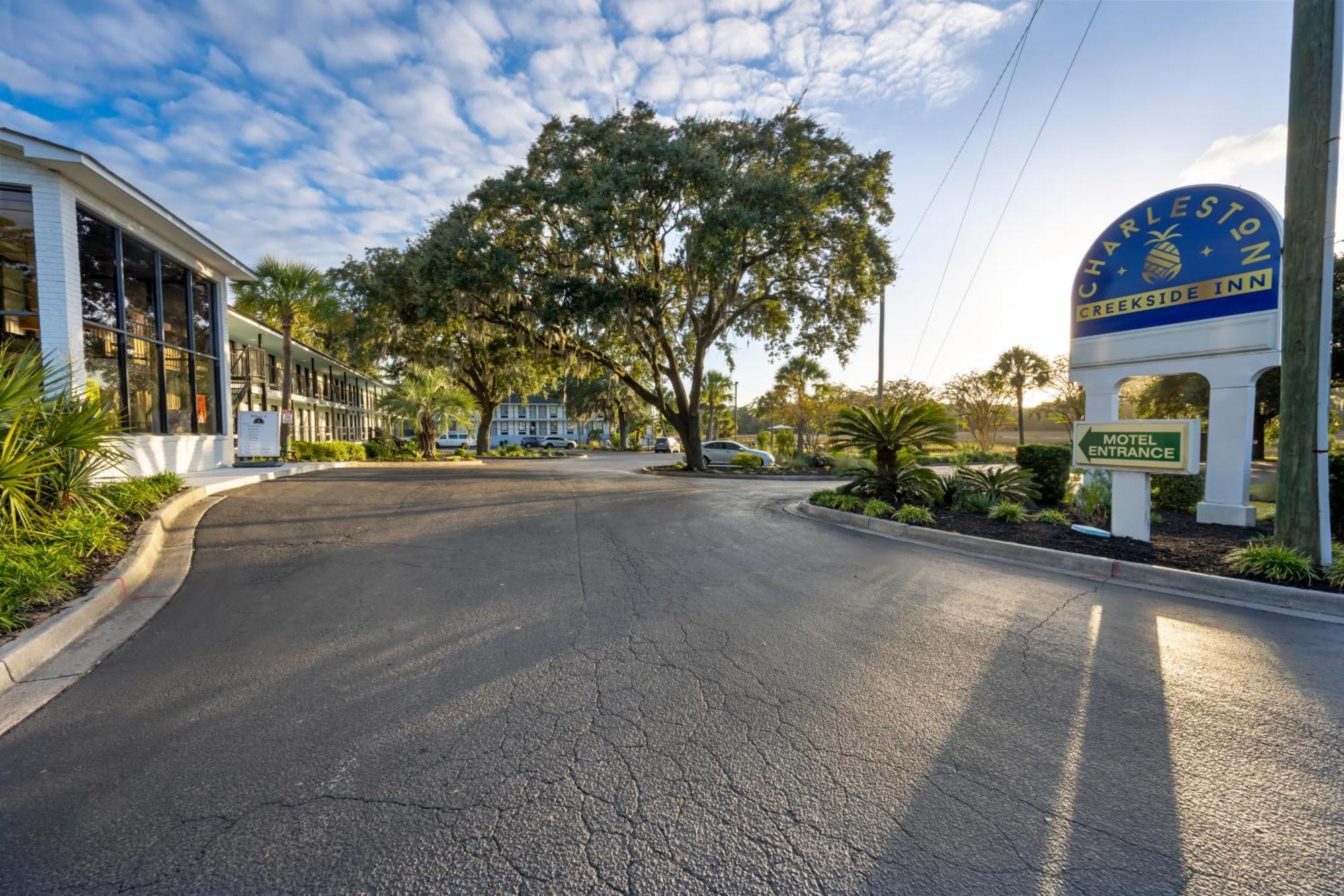 Charleston Creekside Inn エクステリア 写真