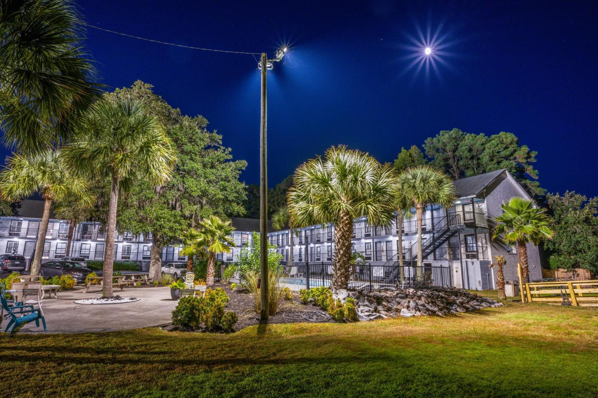 Charleston Creekside Inn エクステリア 写真