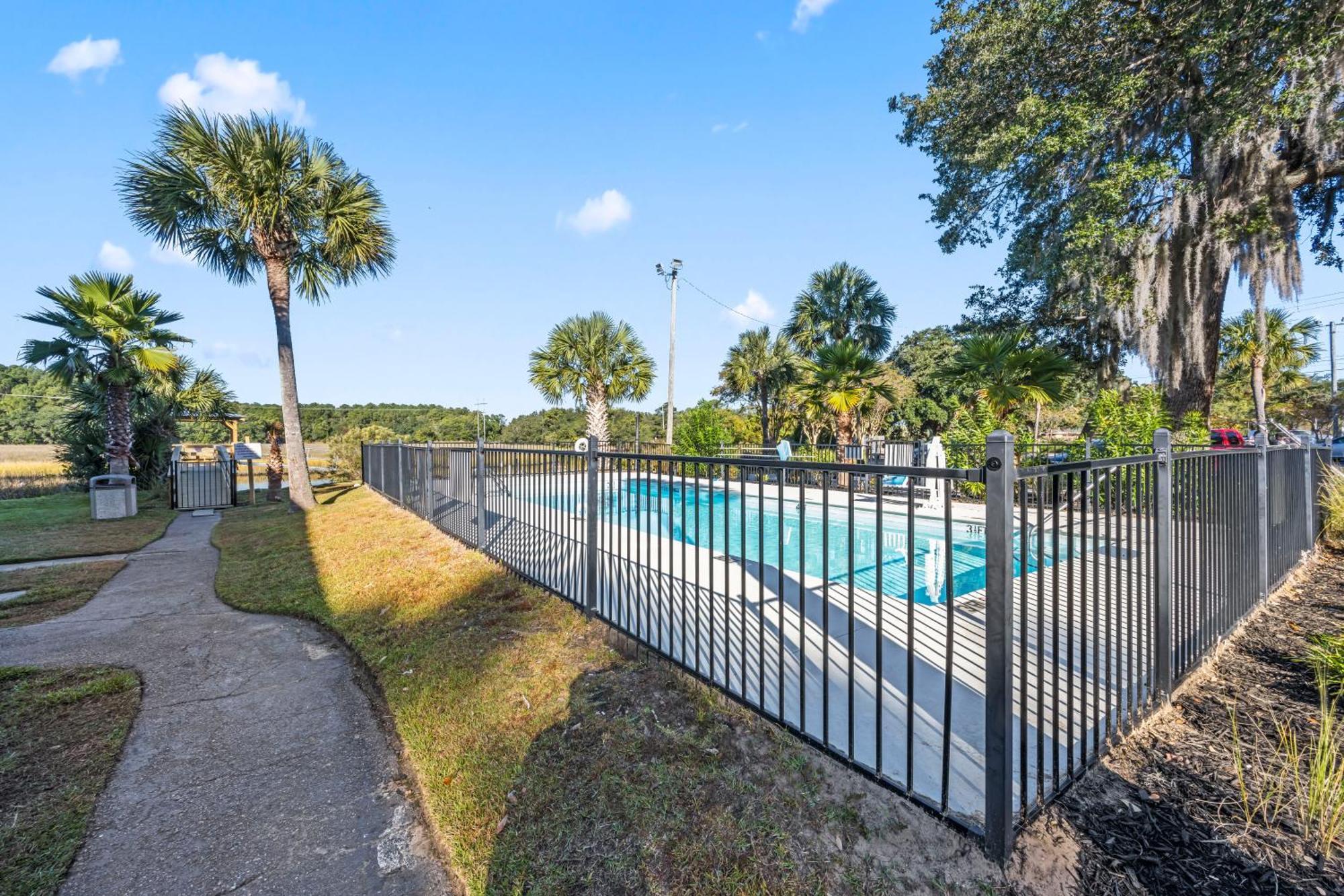 Charleston Creekside Inn エクステリア 写真