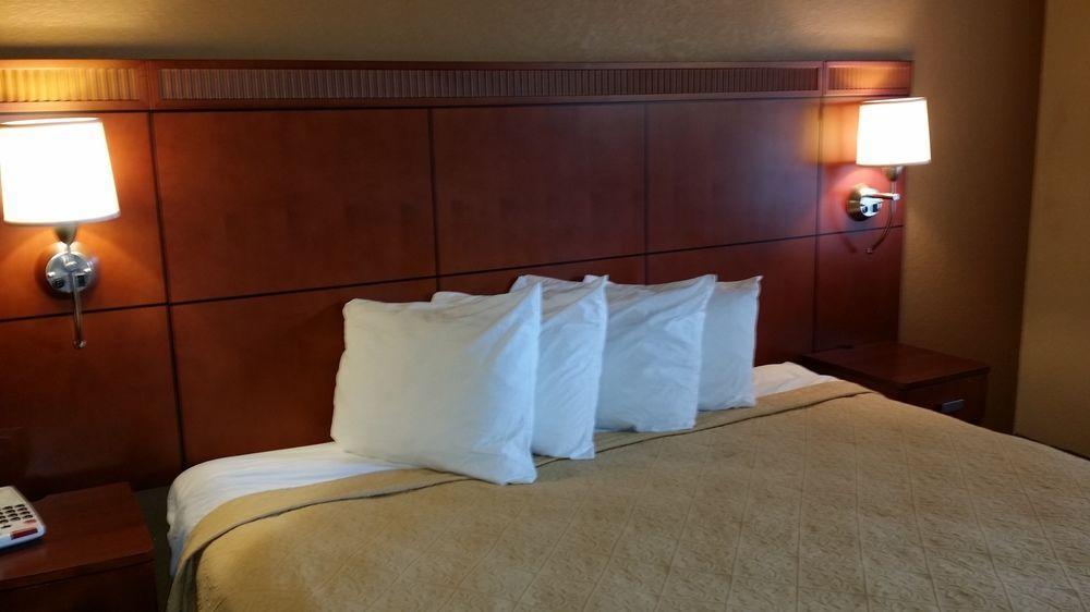 Charleston Creekside Inn エクステリア 写真